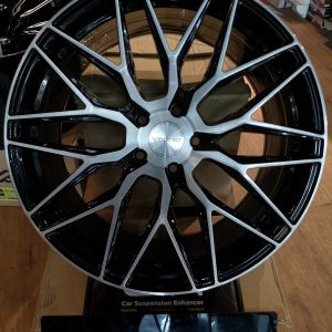 NEW 20" RIMS VARRO VD06