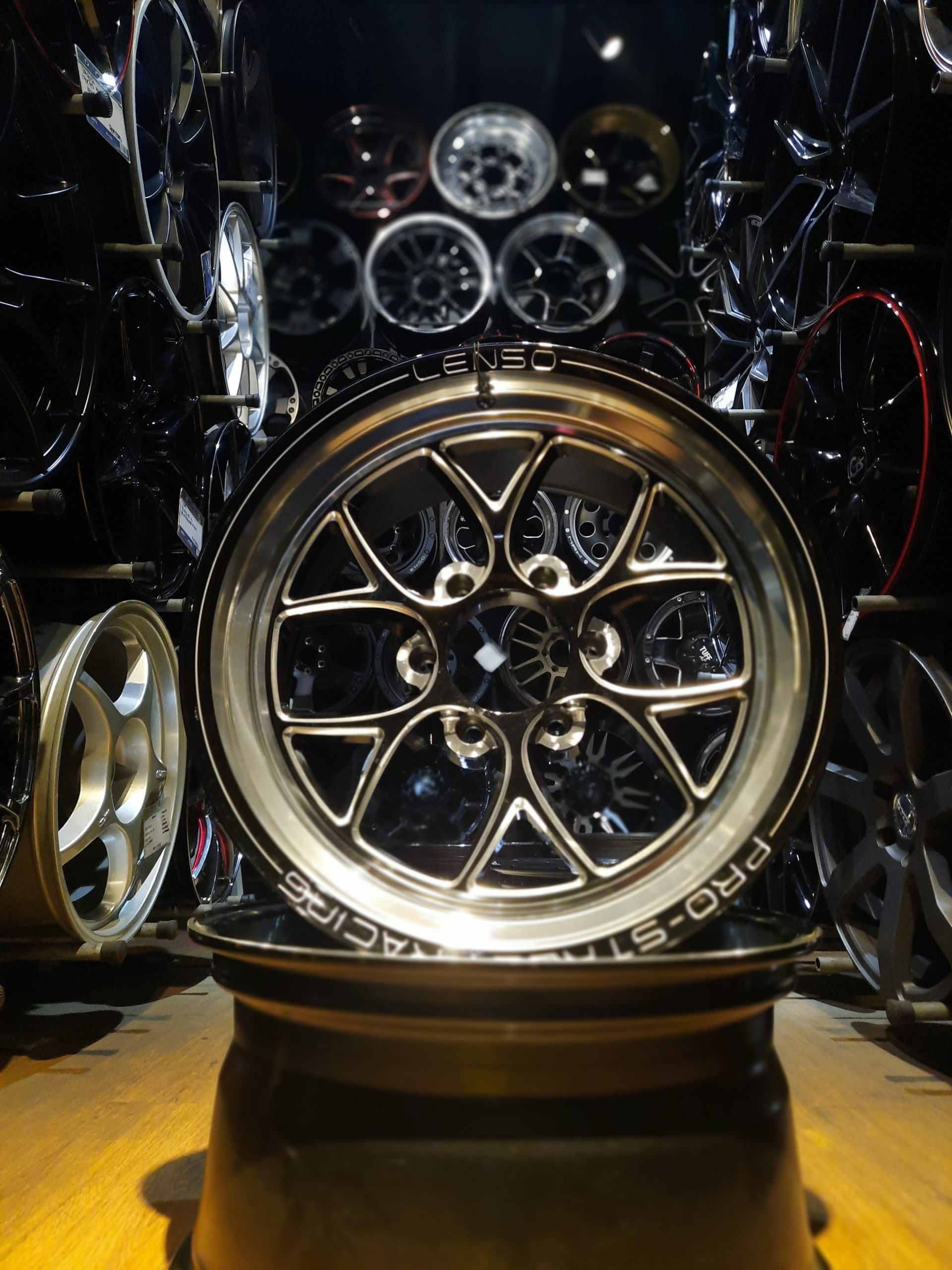 NEW 18" RIMS LENSO PRO STREET 1 NEW 18" RIMS LENSO PRO STREET
