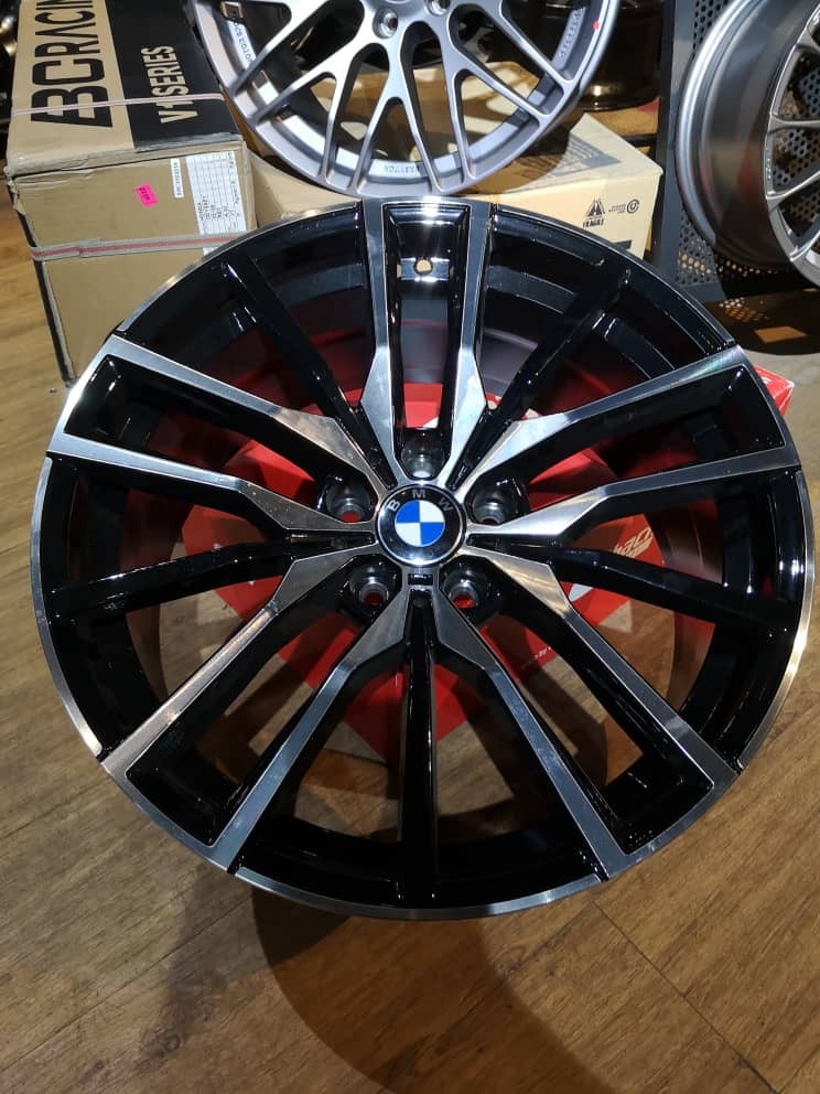 NEW 20" RIMS 5659 1 NEW 20" RIMS 5659